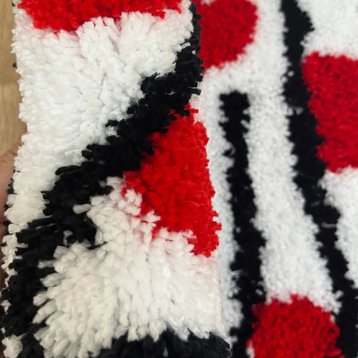 White and Red Tufted "Halloween Ghost" Rug - TheRugGuy