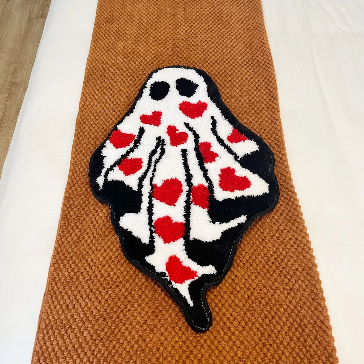 White and Red Tufted "Halloween Ghost" Rug - TheRugGuy