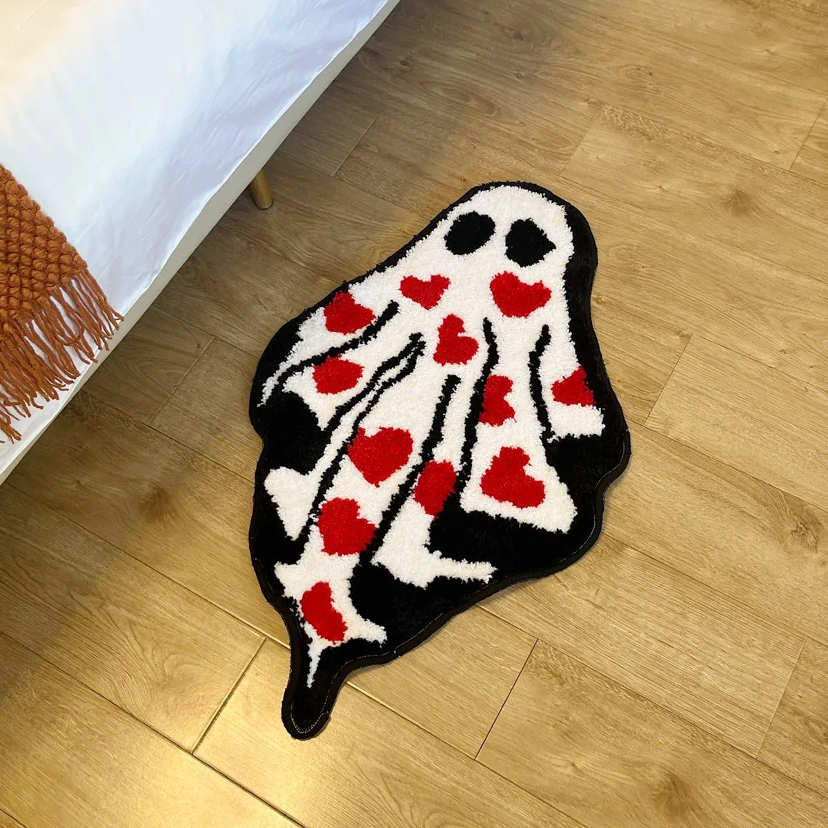 White and Red Tufted "Halloween Ghost" Rug - TheRugGuy