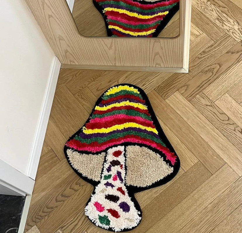 Tufted Multicoloured Mushroom Rug - 65x50cm