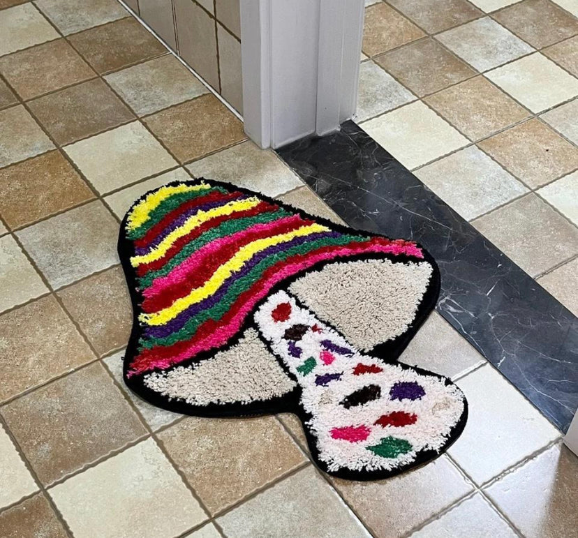 Tufted Multicoloured Mushroom Rug - 65x50cm