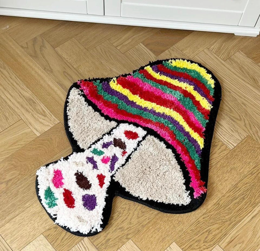 Tufted Multicoloured Mushroom Rug - 65x50cm