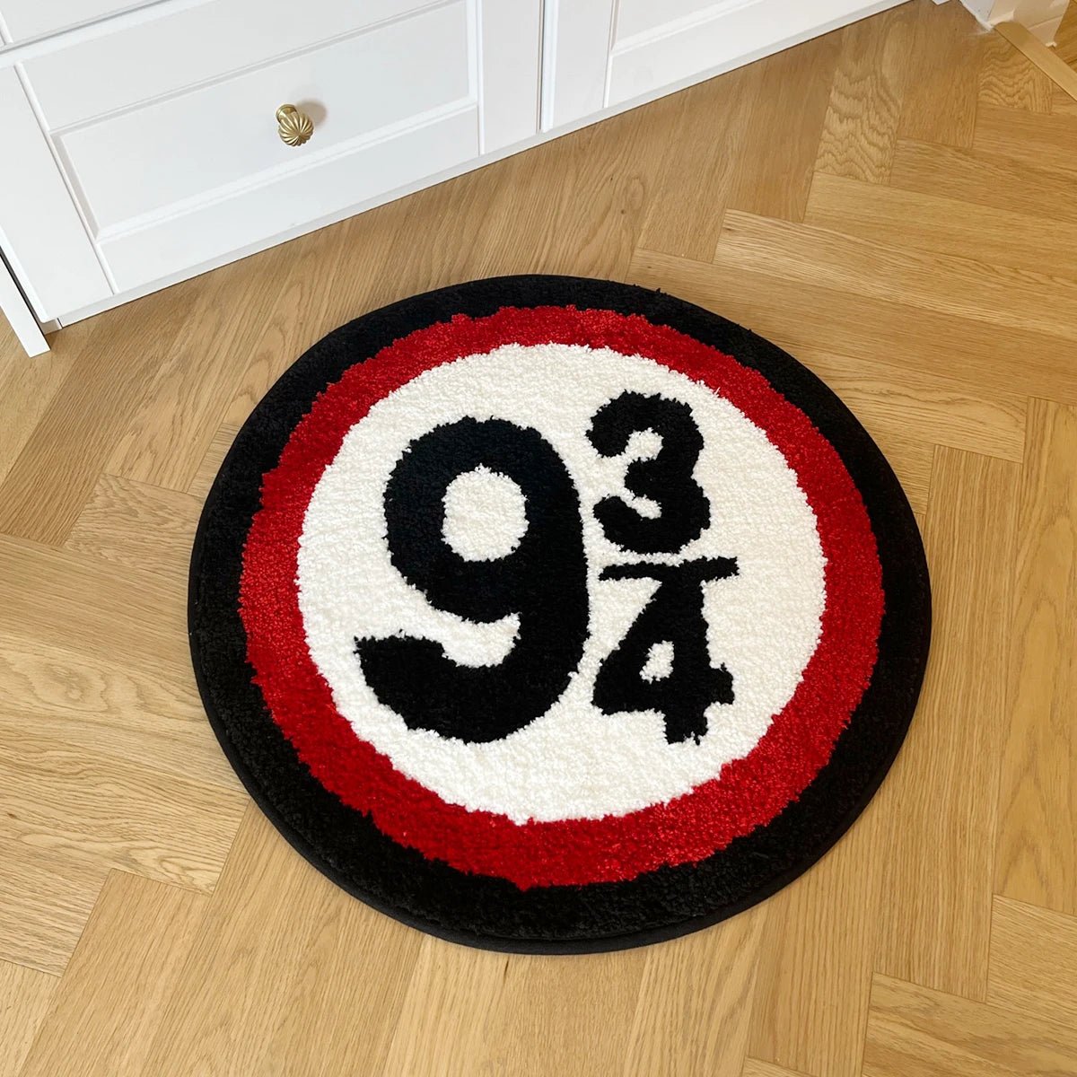 White and Red Tufted Harry Potter "9 and 3/4" Train Sign Rug - TheRugGuy