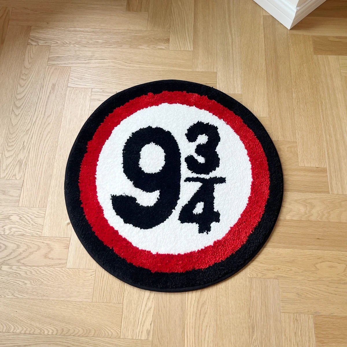 White and Red Tufted Harry Potter "9 and 3/4" Train Sign Rug - TheRugGuy